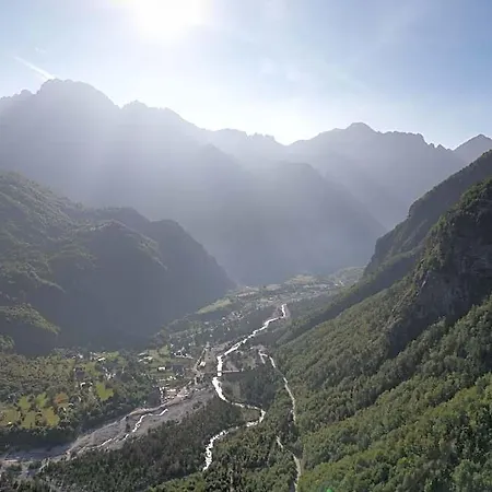 Freskia 5* Shkodër